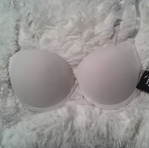 Bobbie & Brooks lace demi push up bra